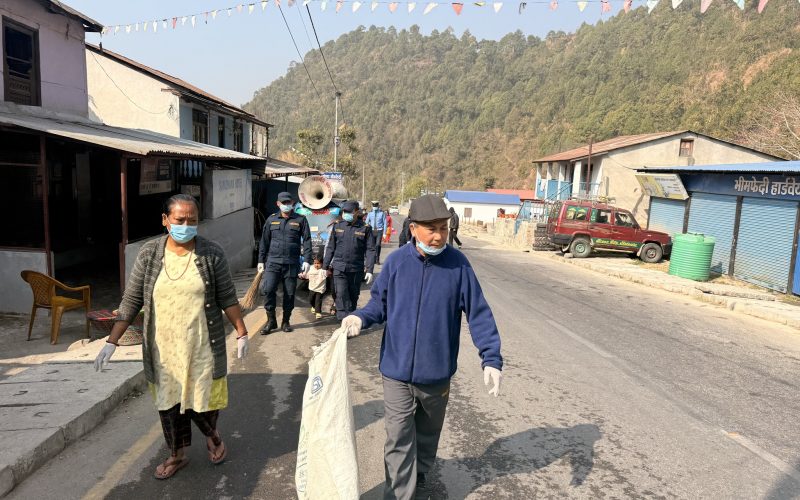 भीमफेदीमा  सडक सुरक्षा र सरसफाई कार्यक्रम सम्पन्न
