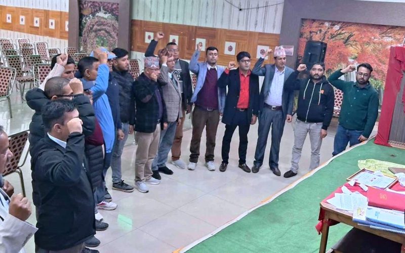 बुद्धिजीवी परिषद् मकवानपुरको अध्यक्षमा घनश्याम घिमिरे चयन