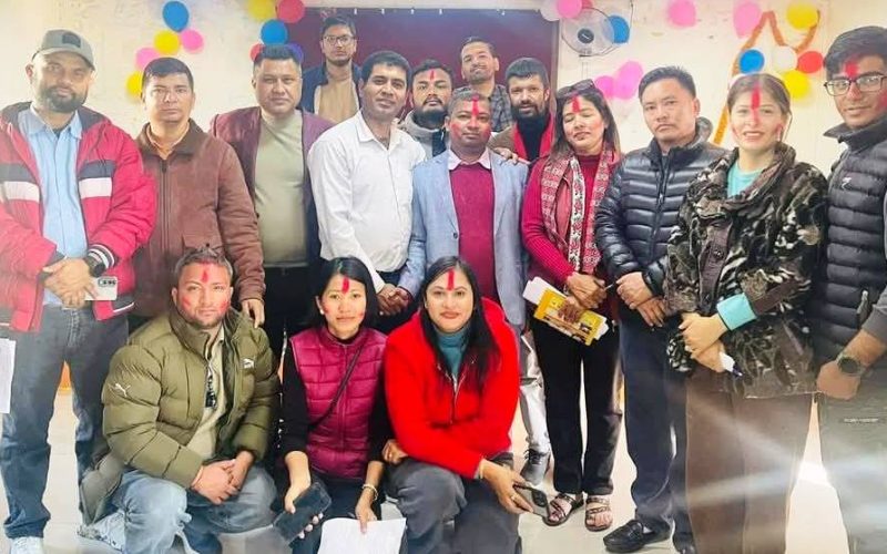 प्रेस चौतारी मकवानपुर अध्यक्षमा सरिता, उपाध्यक्षमा शिव र प्रतिक्षा