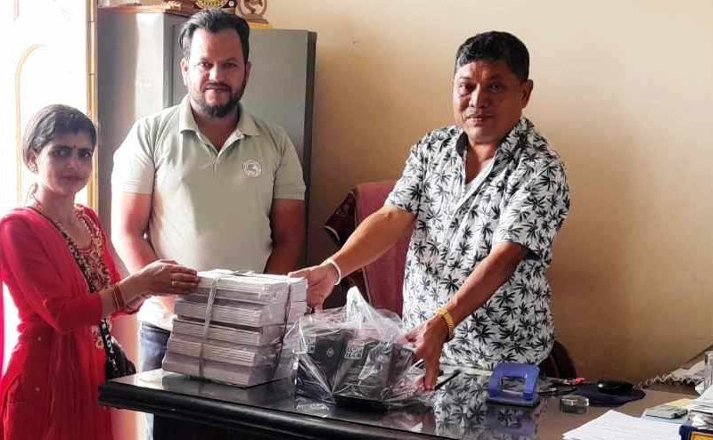 हेटौंडामा बालगृहलाई सहयोग