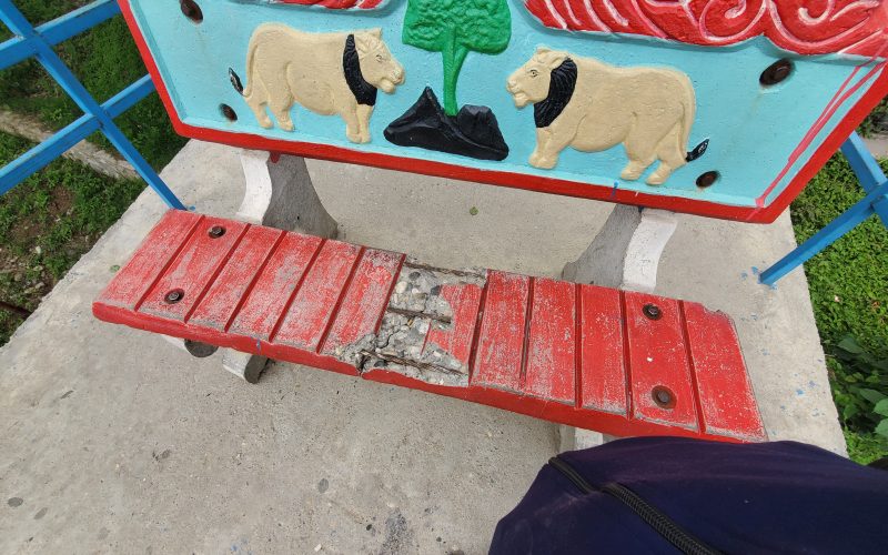 हेटौँडा उपमहानगरले दिएको कुर्सीको दुरुपयोग