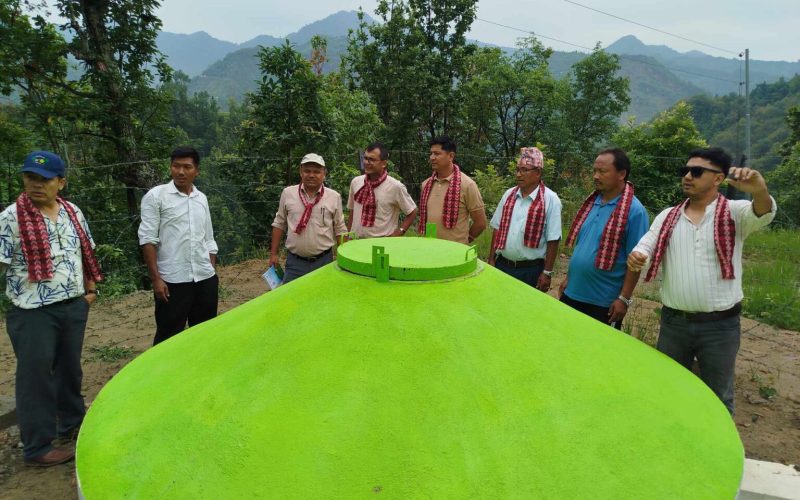 कैलाश गाउँपालिकामा ३४ खानेपानीका धारा र ट्याङ्कीको संयुक्त अनुगमन, स्थानीयवासी खुसी