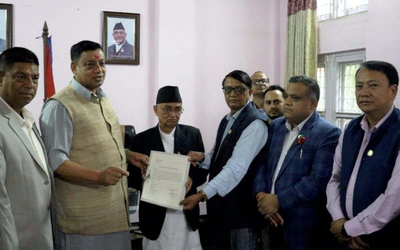 बागमतीमा कांग्रेस–एमाले गठबन्धनबाट इन्द्रबहादुर बानियाँद्वारा मुख्यमन्त्रीमा दाबी