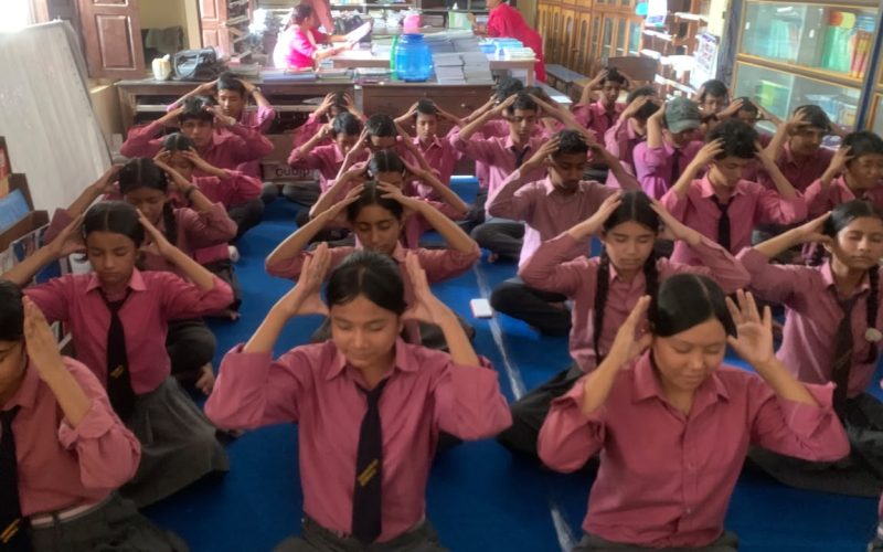 त्रिभुवन माध्यमिक विद्यालयमा आयुर्वेद तथा योग शिक्षा